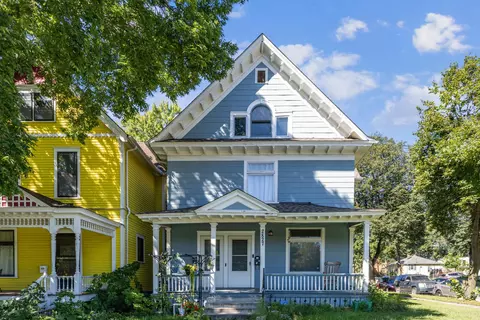 2827 Lyndale Ave N, Minneapolis, MN 55411