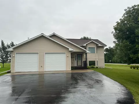 103 Mclean Ave NE, Red Lake Falls, MN 56750