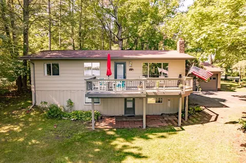 38396 Warloe Rd, Moose Lake, MN 55767