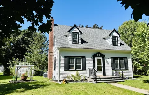 708 Maple St, Alexandria, MN 56308