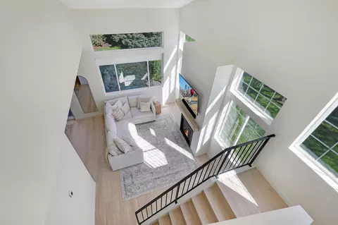 2242 Water Lilly Ln #406, Eagan, MN 55122