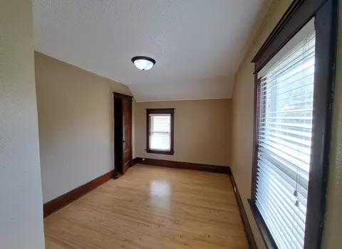5708 Cody St, Duluth, MN 55807 photo 17
