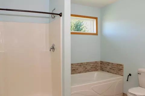 2304 W Hill St, Faribault, MN 55021 photo 14
