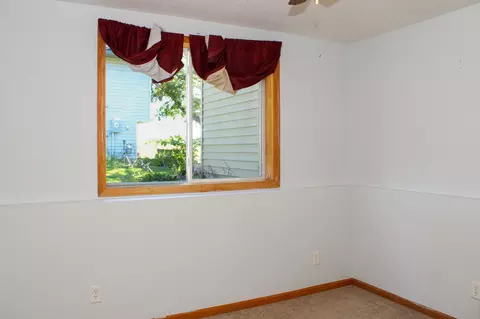 2304 W Hill St, Faribault, MN 55021 photo 19