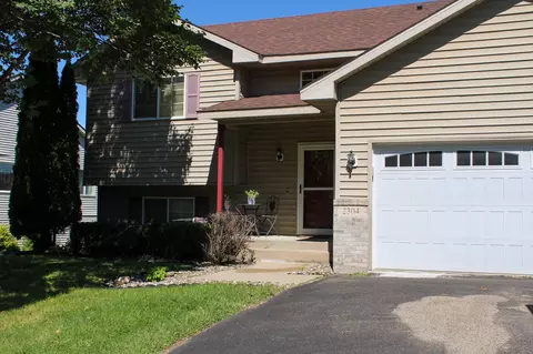 2304 W Hill St, Faribault, MN 55021 photo 2