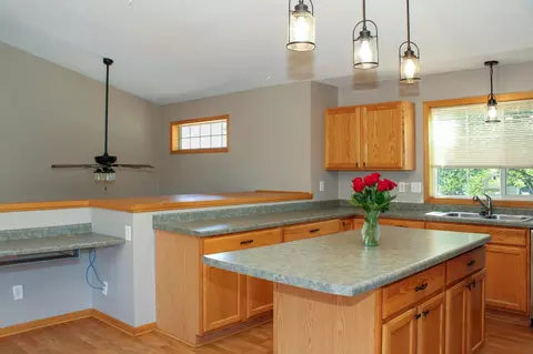 2304 W Hill St, Faribault, MN 55021 photo 10