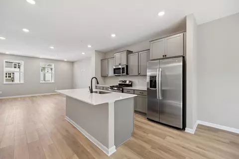 1568 Torres Ln, West Saint Paul, MN 55118