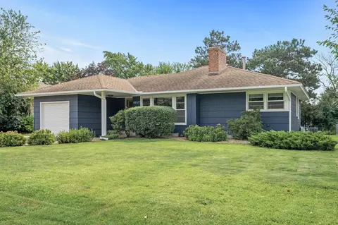6817 Cedar Lake Rd S, Saint Louis Park, MN 55426