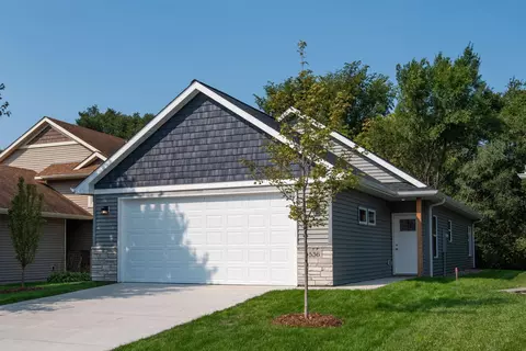 536 William St, Big Lake, MN 55309
