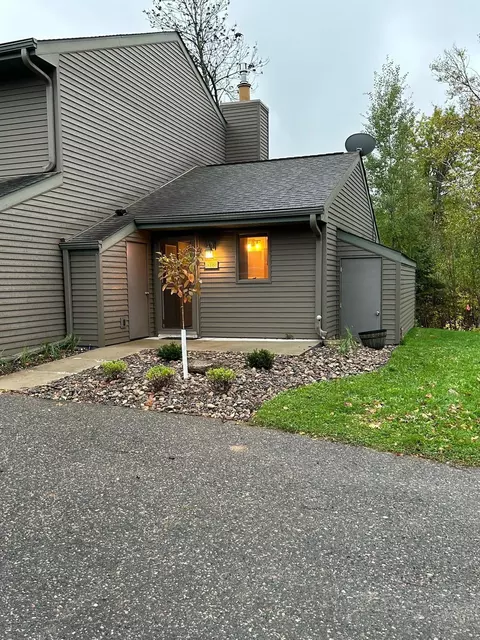 361 Quadna Mountain Rd, Hill City, MN 55748