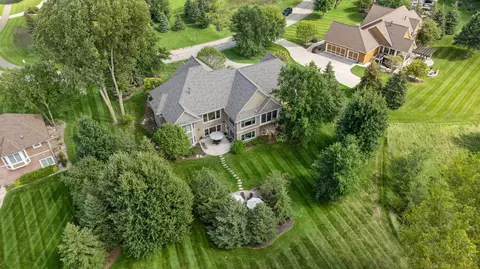 3374 Pete Miller Ln, Stillwater, MN 55082