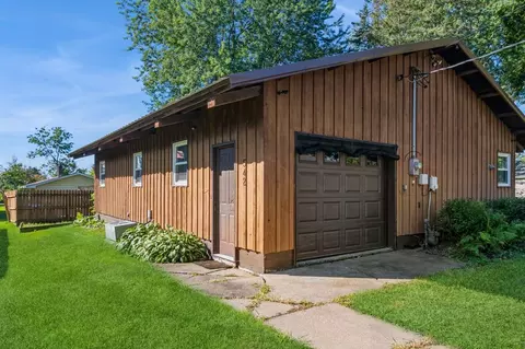 542 5th St SE, Milaca, MN 56353 photo 8