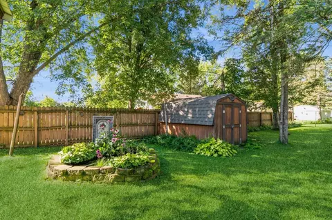 542 5th St SE, Milaca, MN 56353 photo 3