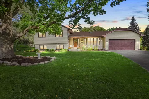11862 63rd Pl N, Maple Grove, MN 55369