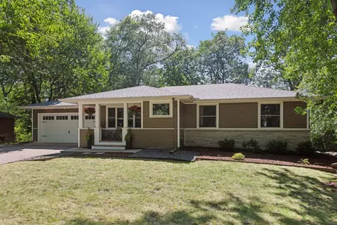 13105 Fairfield Rd W, Minnetonka, MN 55305
