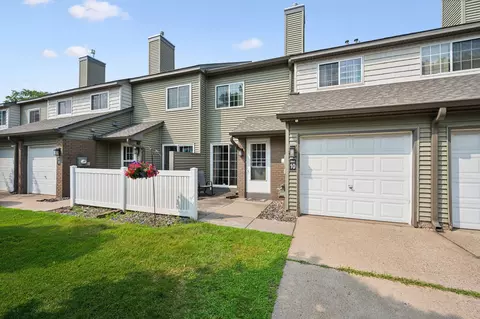 9945 Russell Ave N #10, Brooklyn Park, MN 55444