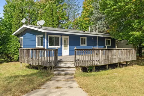 33875 Madison St NE, Cambridge, MN 55008