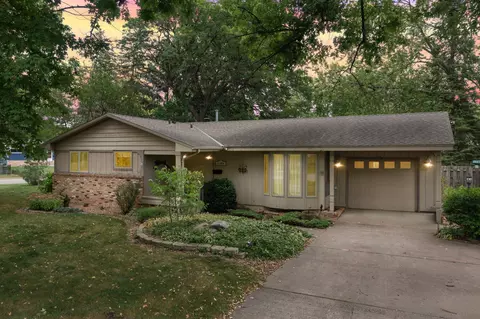 6348 Rhode Island Ave N, Brooklyn Park, MN 55428