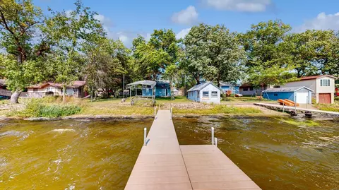11105 42nd St SE, Clear Lake, MN 55319