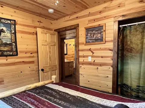 Bedroom - 3237 Breezy Point Rd, Tower, MN 55790 photo 6 of 8
