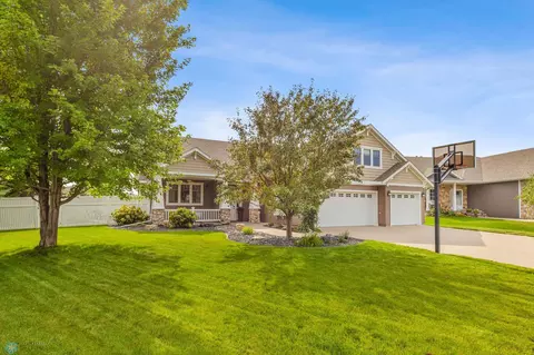 3839 41st Ave S, Moorhead, MN 56560