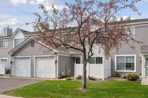 2035 Southcross Dr W #506, Burnsville, MN 55306