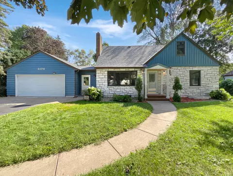 1178 County Road B W, Roseville, MN 55113