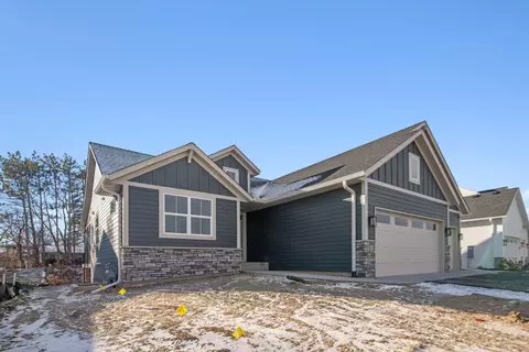 694 Marie Ct, Eagan, MN 55123 photo 2