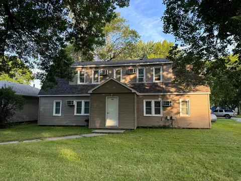 505 N 6th St, Marshall, MN 56258