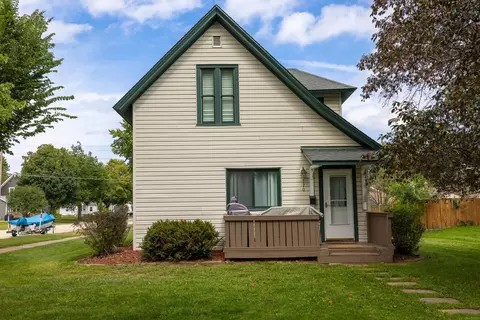 320 N Prairie St, Lake City, MN 55041