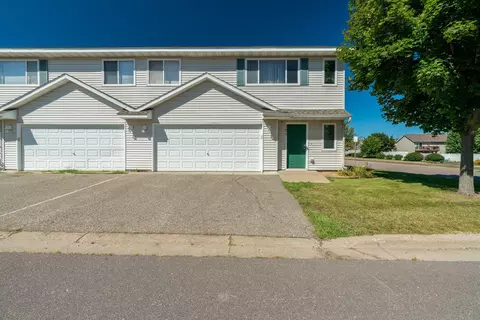 301 Tanager Path, Mankato, MN 56001