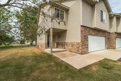 16081 Flagstaff Ave W, Rosemount, MN 55068