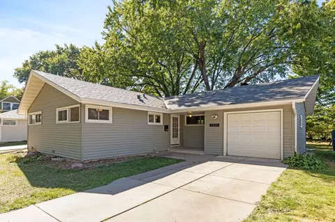 2438 Decatur Ave S, Saint Louis Park, MN 55426