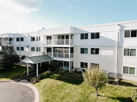 132 Demont Ave E #232, Little Canada, MN 55117