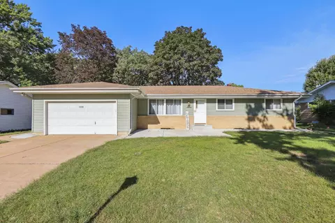 7320 Tempo Ter NE, Fridley, MN 55432