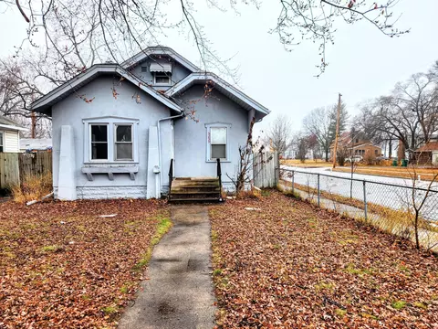 5259 Dupont Ave N, Minneapolis, MN 55430