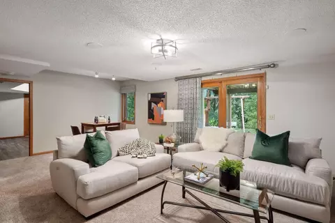 1277 Dunberry Ln, Eagan, MN 55123 photo 36