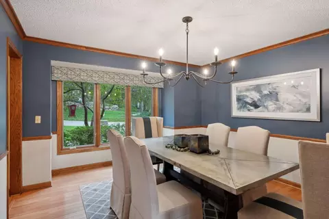 1277 Dunberry Ln, Eagan, MN 55123 photo 20