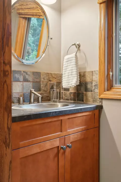 1277 Dunberry Ln, Eagan, MN 55123 photo 22