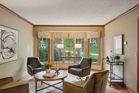 1277 Dunberry Ln, Eagan, MN 55123 photo 12