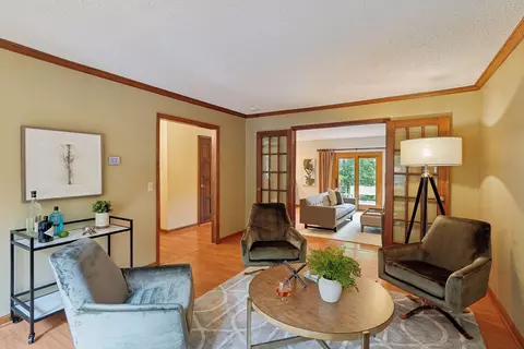 1277 Dunberry Ln, Eagan, MN 55123 photo 13