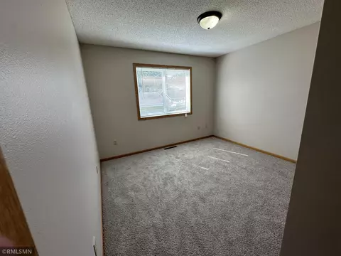 507 Wilson Ave NE, Saint Cloud, MN 56304 photo 13