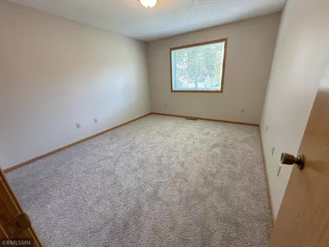 507 Wilson Ave NE, Saint Cloud, MN 56304 photo 11