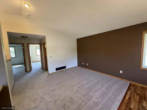 507 Wilson Ave NE, Saint Cloud, MN 56304 photo 9
