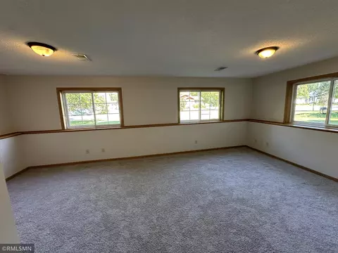 507 Wilson Ave NE, Saint Cloud, MN 56304 photo 14