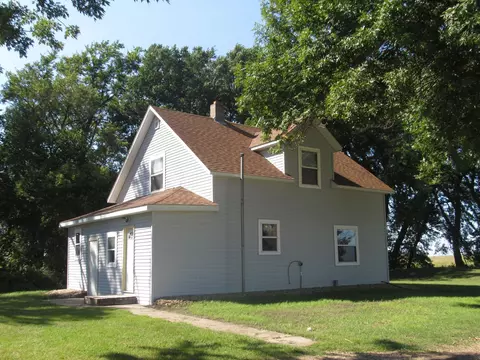 32531 140th St, Worthington, MN 56187