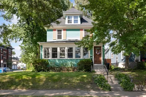 1817 Laurel Ave, Saint Paul, MN 55104