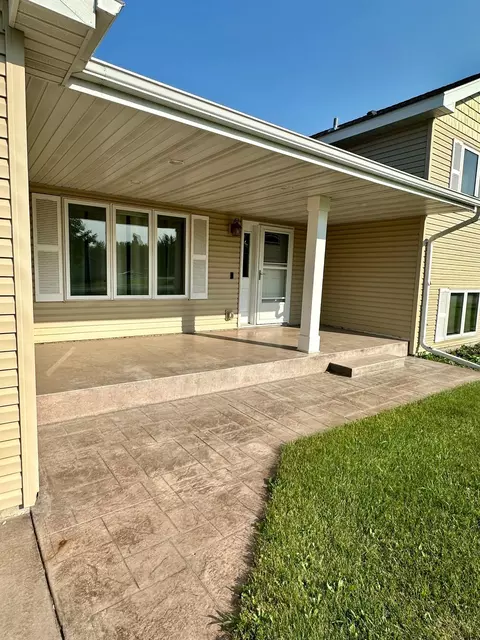 104 E 6th St, Newfolden, MN 56738 photo 4
