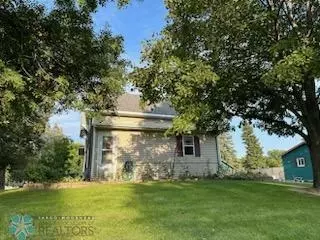 206 7th St E, Ada, MN 56510 photo 2