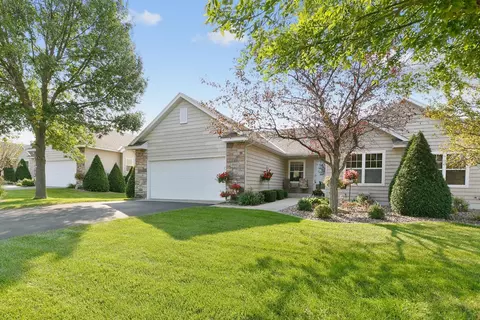 2007 14th St NE, Faribault, MN 55021 photo 4